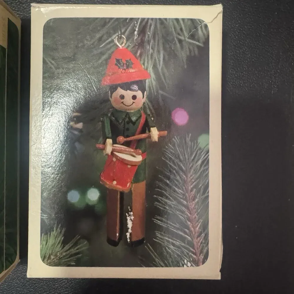 VTG 4 Clothespin Soldiers Christmas Hallmark Collector's Ornaments
